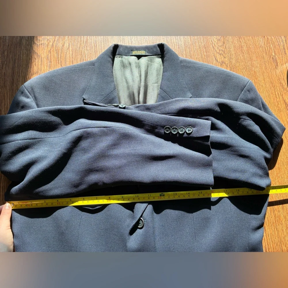 Oscar de la Renta Vintage Navy Wool Athletic Fit Blazer - Size 42R